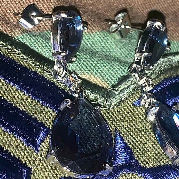 NWT/NIB OVER 12CTS Sapphire Statement Earrings - Picture 11 of 16
